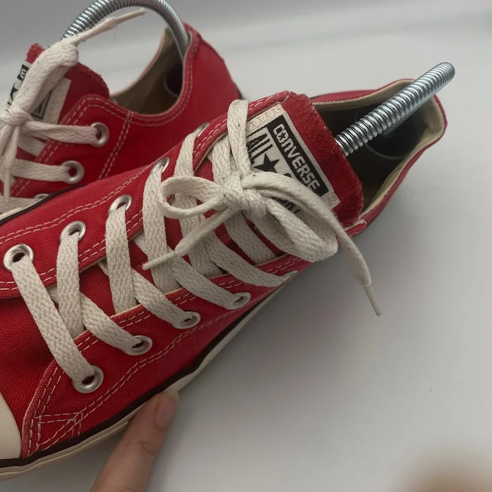 Converse All Star Canvas Sneakers Shoes Red Lace Up Sneakers Women 10 Men 8 EUC - Picture 5 of 10